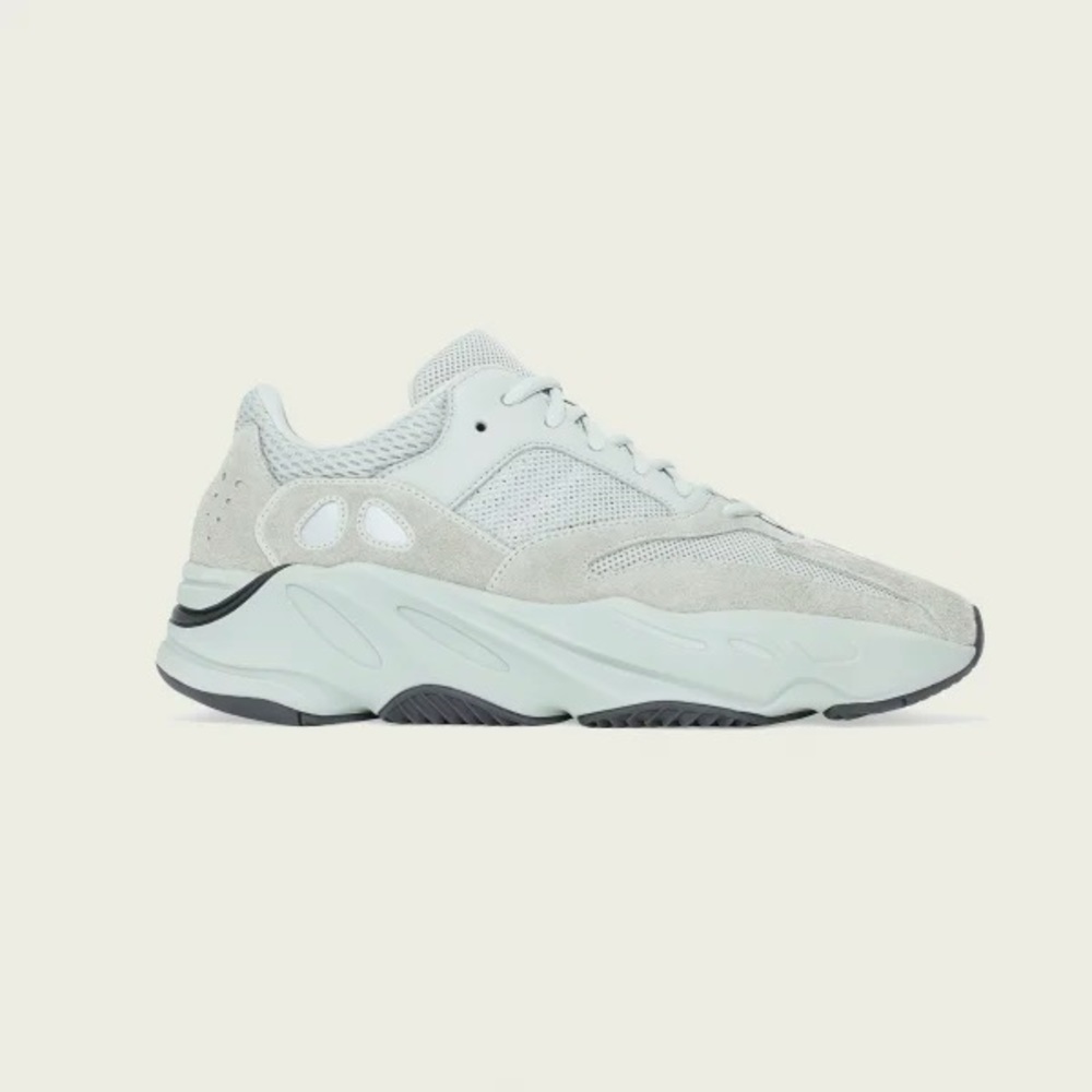 YEEZY BOOST 700 6.5